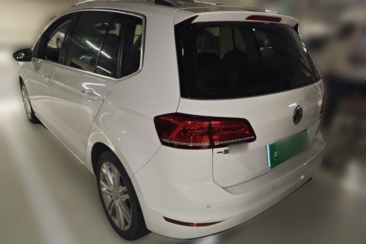 Used Volkswagen Golf Sportsvan 2016 230TSI Automatic Luxury Version Rear Left 45 Deg