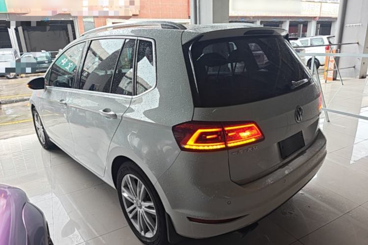 Used Volkswagen Golf Sportsvan 2016 230TSI Automatic Luxury Version Rear Left 45 Deg