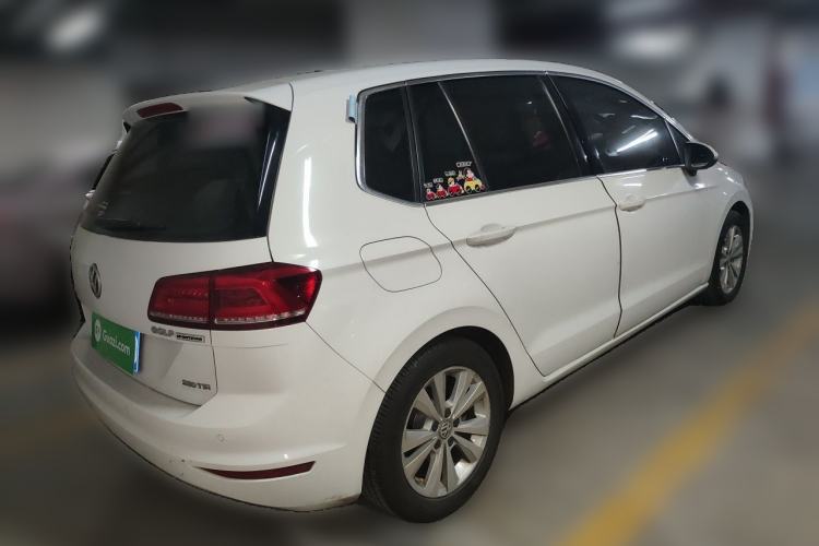 Used Volkswagen Golf Sportsvan 2016 230TSI Manual Entry-Level Trim Rear Right 45 Deg