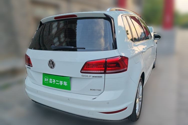 Used Volkswagen Golf Sportsvan 2016 230TSI Automatic Luxury Version Rear Right 45 Deg