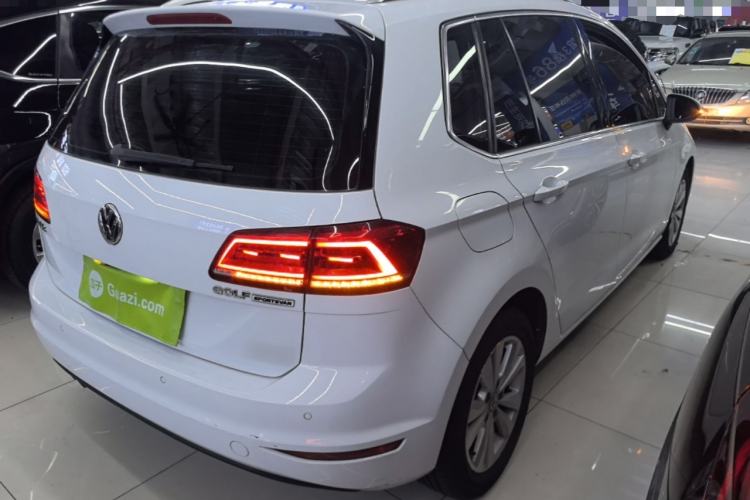 Used Volkswagen Golf Sportsvan 2016 230TSI Automatic Trend Edition Rear Right 45 Deg