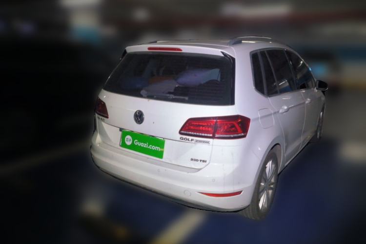 Used Volkswagen Golf Sportsvan 2016 230TSI Automatic Luxury Version Rear Right 45 Deg
