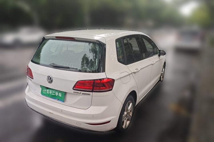 Used Volkswagen Golf Sportsvan 2016 1.6L Automatic Comfort Model Rear Right 45 Deg