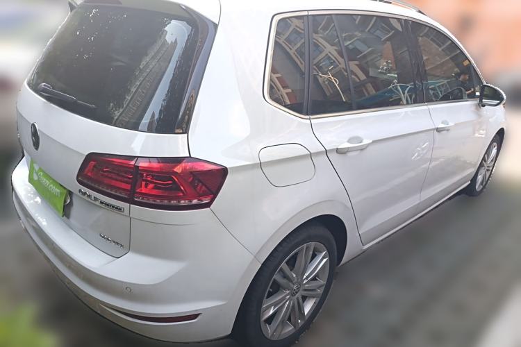 Used Volkswagen Golf Sportsvan 2016 280TSI Automatic Luxury Model Rear Right 45 Deg