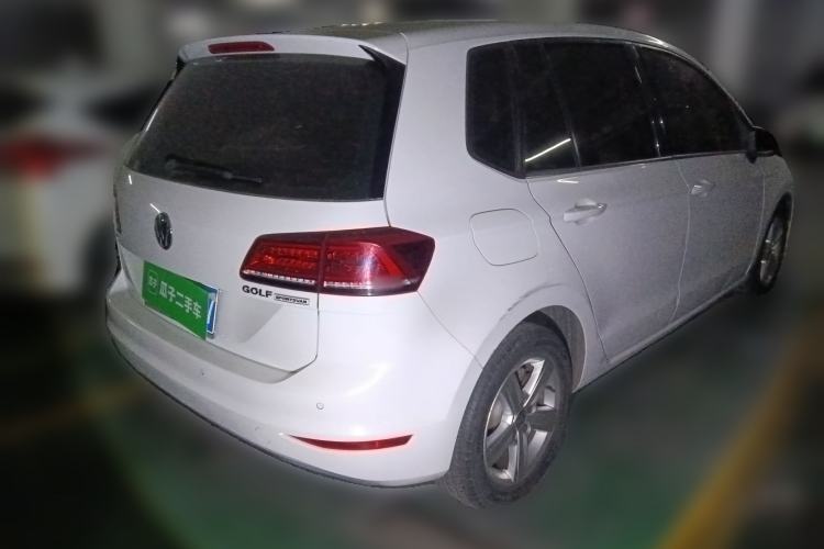 Used Volkswagen Golf Sportsvan 2016 1.6L Automatic Comfort Model Rear Right 45 Deg