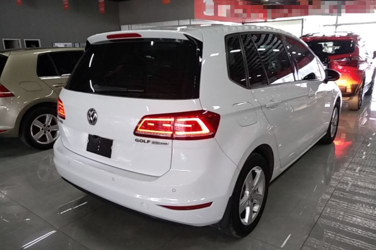 Used Volkswagen Golf Sportsvan 2016 1.6L Manual Comfort Model Rear Right 45 Deg