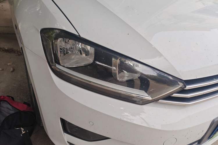 Used Volkswagen Golf Sportsvan 2016 230TSI Automatic Trend Edition Right Front Headlight