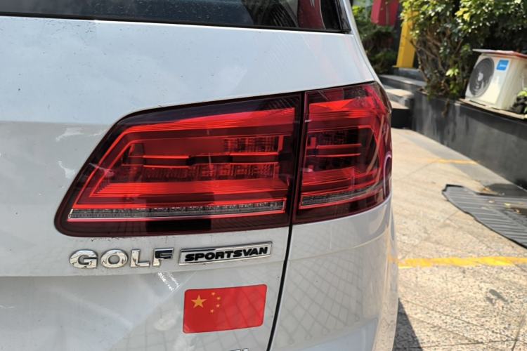 Used Volkswagen Golf Sportsvan 2016 230TSI Automatic Trend Edition Right Rear Taillight