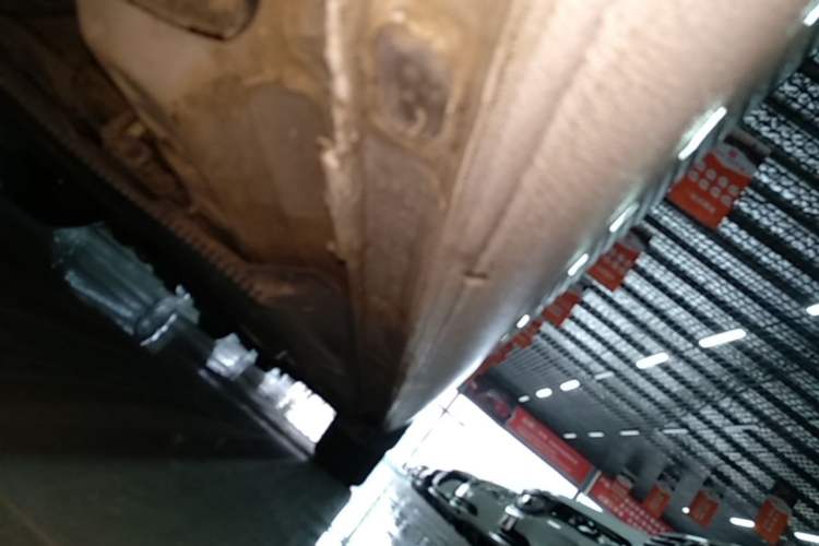 Used Volkswagen Golf Sportsvan 2016 1.6L Manual Comfort Model Right Side Sill