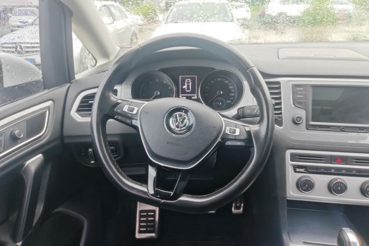 Used Volkswagen Golf Sportsvan 2016 230TSI Automatic Trend Edition Steering Wheel