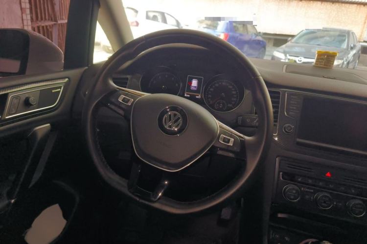 Used Volkswagen Golf Sportsvan 2016 280TSI Automatic Flagship Model Steering Wheel