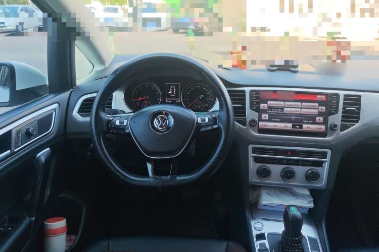 Used Volkswagen Golf Sportsvan 2016 230TSI Automatic Trend Edition Steering Wheel