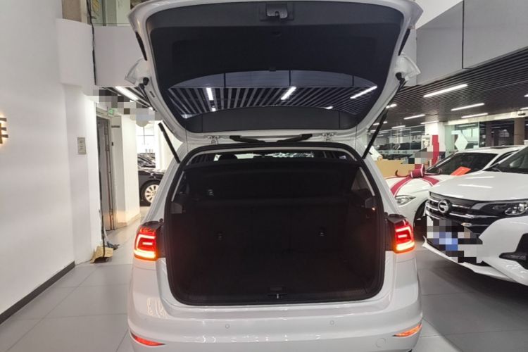 Used Volkswagen Golf Sportsvan 2016 1.6L Automatic Comfort Model Trunk