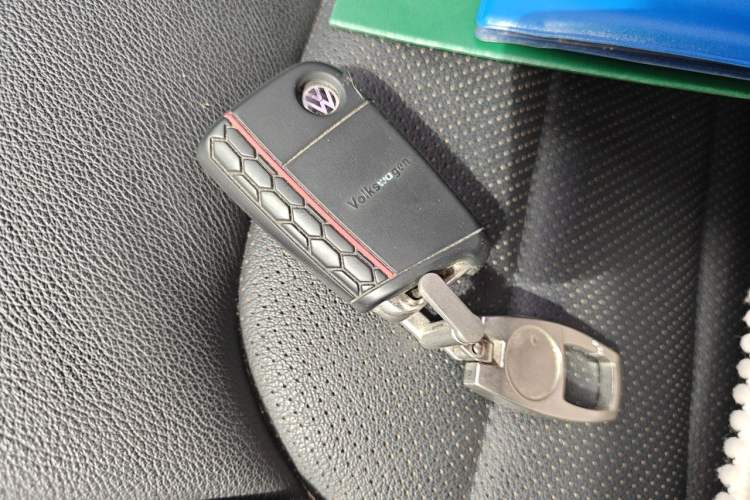 Used Volkswagen Golf Sportsvan 2016 280TSI Automatic Luxury Model Vehicle Key