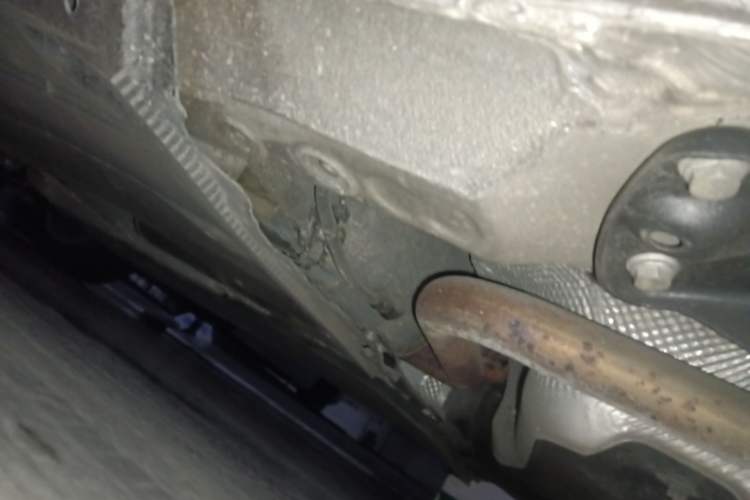 Used Volkswagen Golf Sportsvan 2016 1.6L Manual Comfort Model Chassis Rear Left