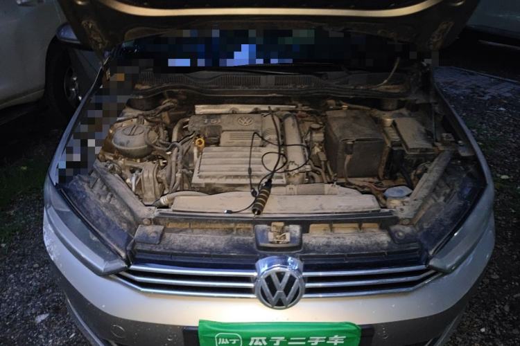 Used Volkswagen Golf Sportsvan 2016 230TSI Automatic Trend Edition Engine Bay