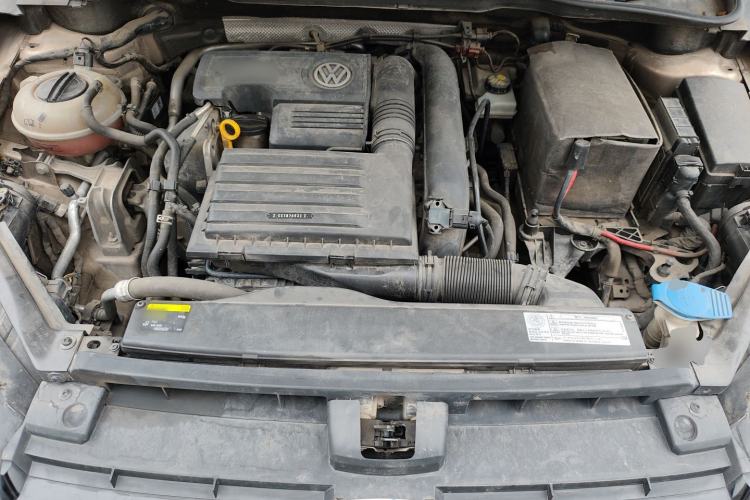 Used Volkswagen Golf Sportsvan 2016 230TSI Automatic Trend Edition Engine Bay