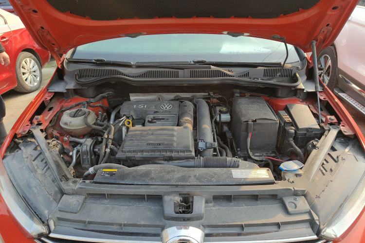 Used Volkswagen Golf Sportsvan 2016 230TSI Automatic Trend Edition Engine Bay