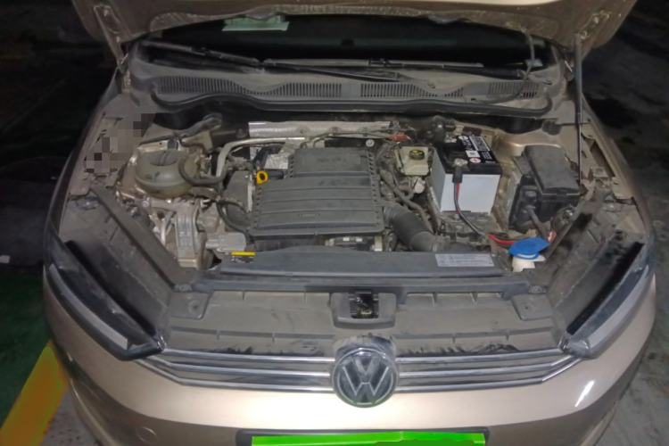 Used Volkswagen Golf Sportsvan 2016 1.6L Manual Comfort Model Engine Bay