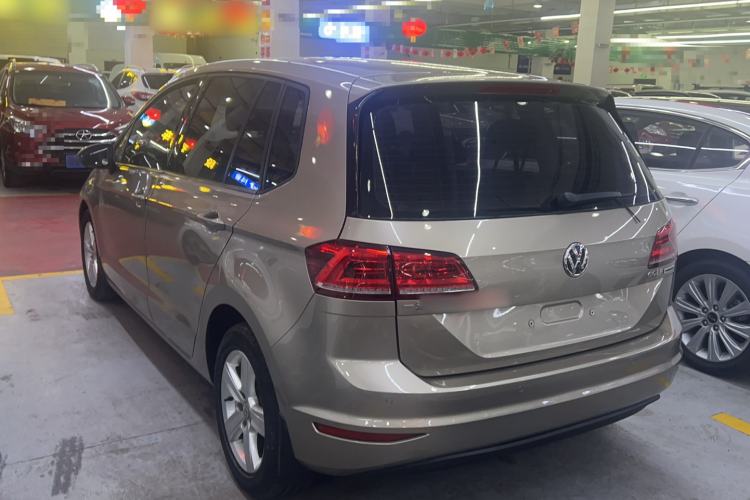 Used Volkswagen Golf Sportsvan 2016 1.6L Automatic Comfort Model Exterior 4