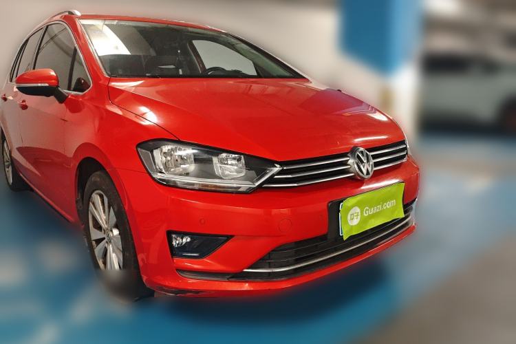Used Volkswagen Golf Sportsvan 2016 230TSI Automatic Trend Edition Front Right 45 Deg