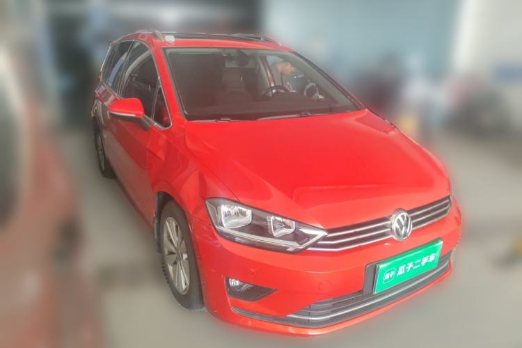 Used Volkswagen Golf Sportsvan 2016 230TSI Automatic Trend Edition Front Right 45 Deg