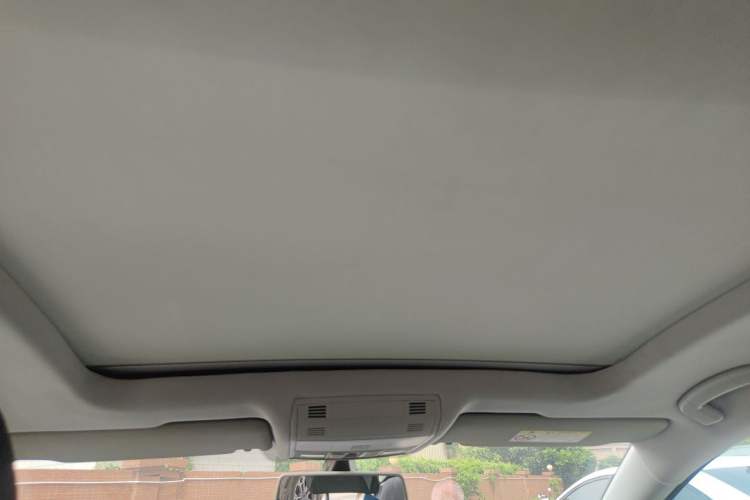 Used Volkswagen Golf Sportsvan 2016 230TSI Automatic Trend Edition Headliner