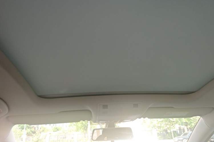 Used Volkswagen Golf Sportsvan 2016 230TSI Automatic Trend Edition Headliner