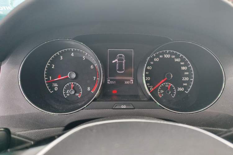 Used Volkswagen Golf Sportsvan 2016 230TSI Automatic Trend Edition Instrument Cluster