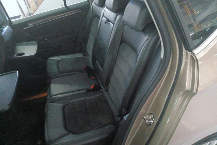 Used Volkswagen Golf Sportsvan 2016 280TSI Automatic Flagship Model Interior 4