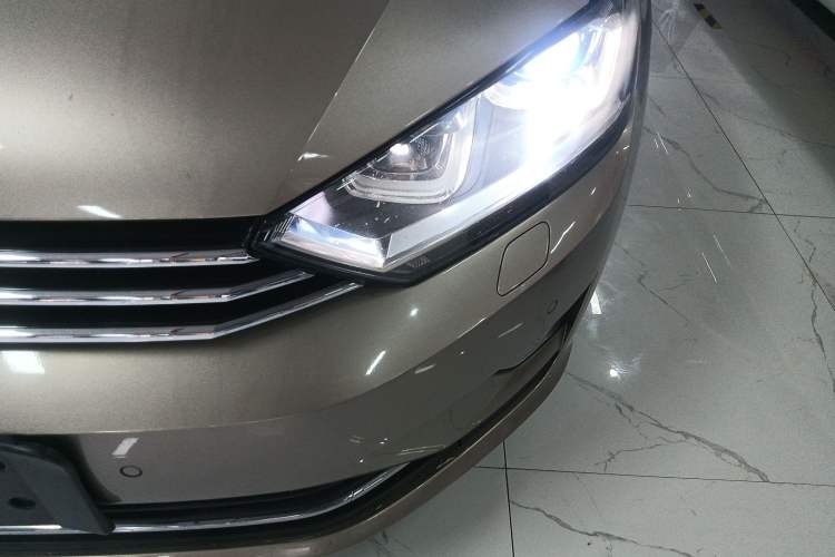 Used Volkswagen Golf Sportsvan 2016 280TSI Automatic Flagship Model Left Front Headlight