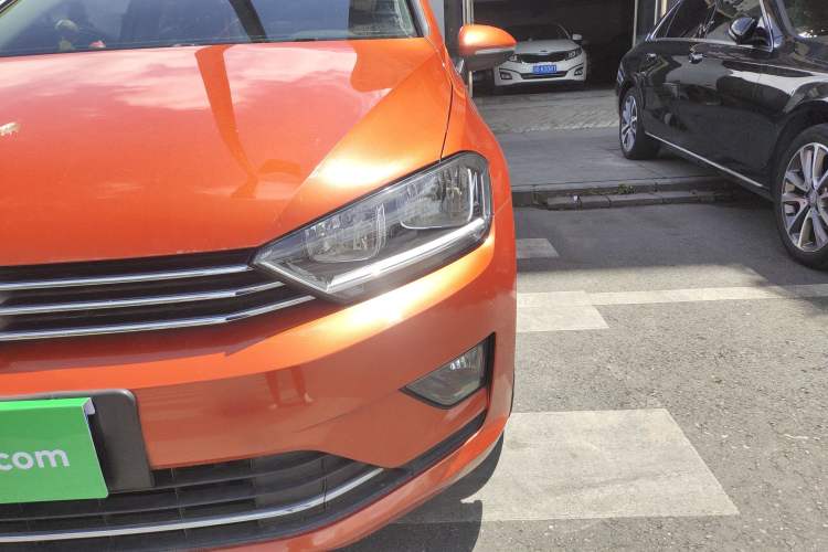 Used Volkswagen Golf Sportsvan 2016 1.6L Automatic Comfort Model Left Front Headlight