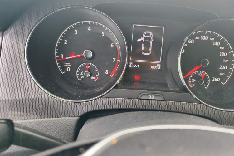 Used Volkswagen Golf Sportsvan 2016 230TSI Automatic Trend Edition Odometer Close Up
