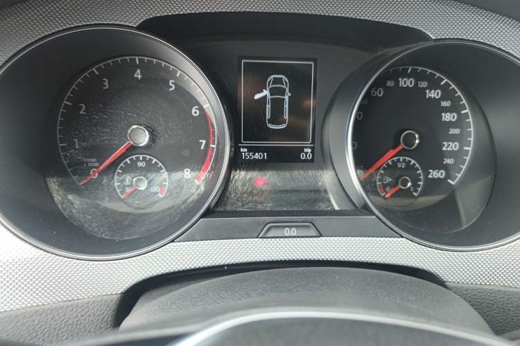 Used Volkswagen Golf Sportsvan 2016 230TSI Automatic Trend Edition Odometer Close Up