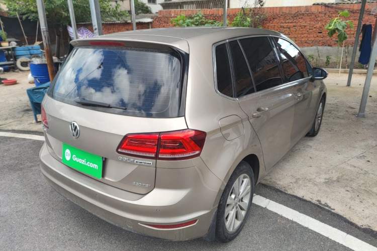 Used Volkswagen Golf Sportsvan 2016 230TSI Automatic Trend Edition Rear Right 45 Deg