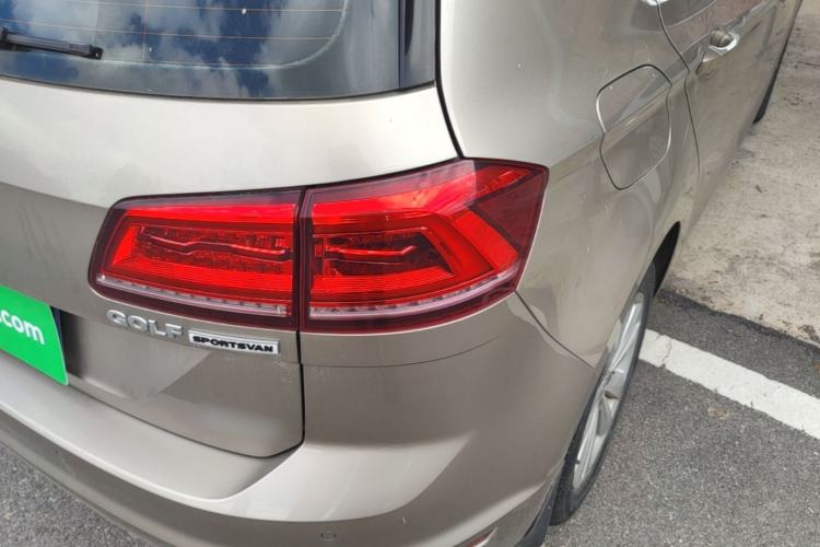 Used Volkswagen Golf Sportsvan 2016 230TSI Automatic Trend Edition Right Rear Taillight