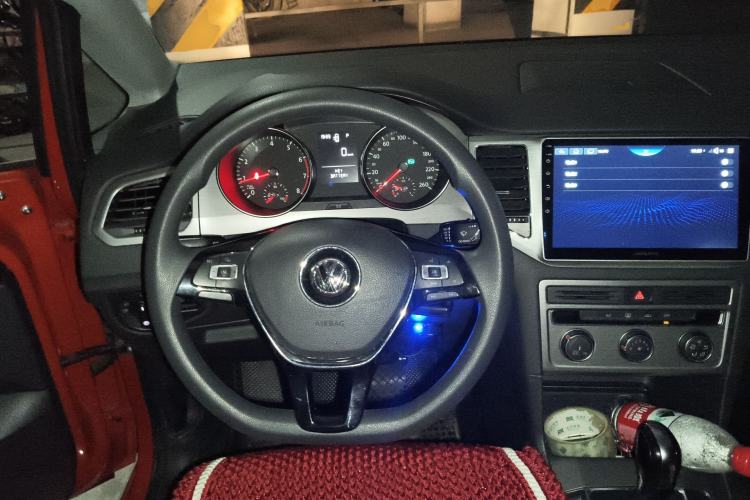 Used Volkswagen Golf Sportsvan 2016 1.6L Automatic Comfort Model Steering Wheel