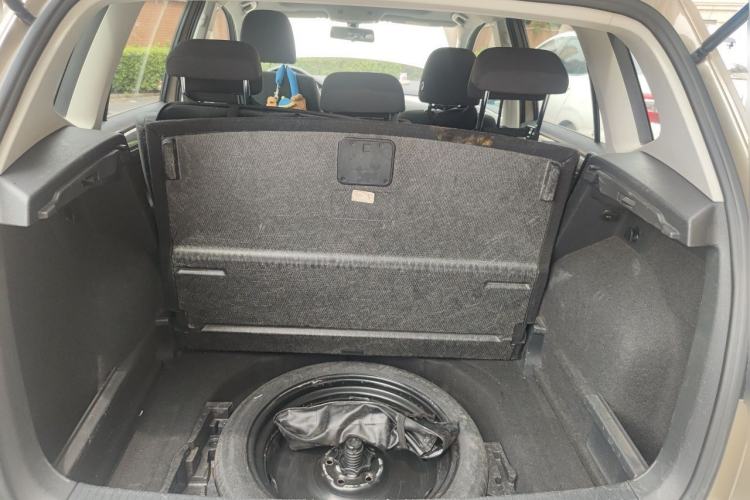 Used Volkswagen Golf Sportsvan 2016 230TSI Automatic Trend Edition Trunk