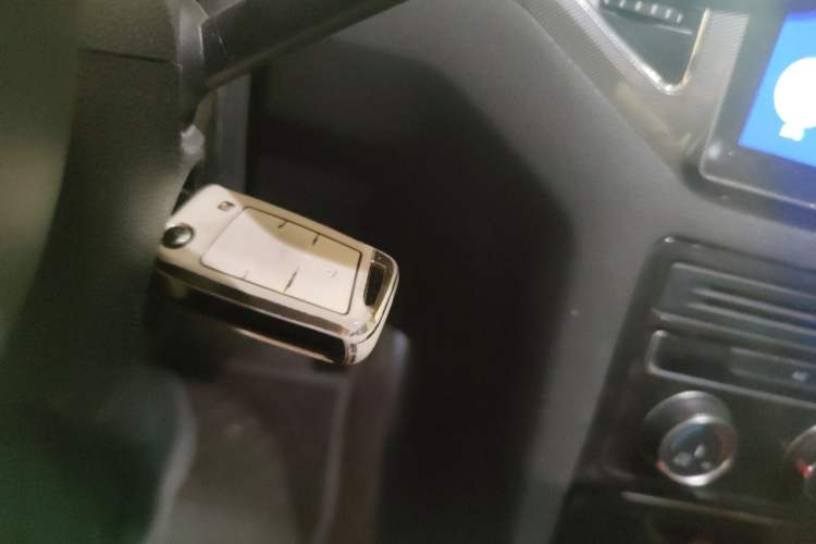 Used Volkswagen Golf Sportsvan 2016 230TSI Automatic Trend Edition Vehicle Key