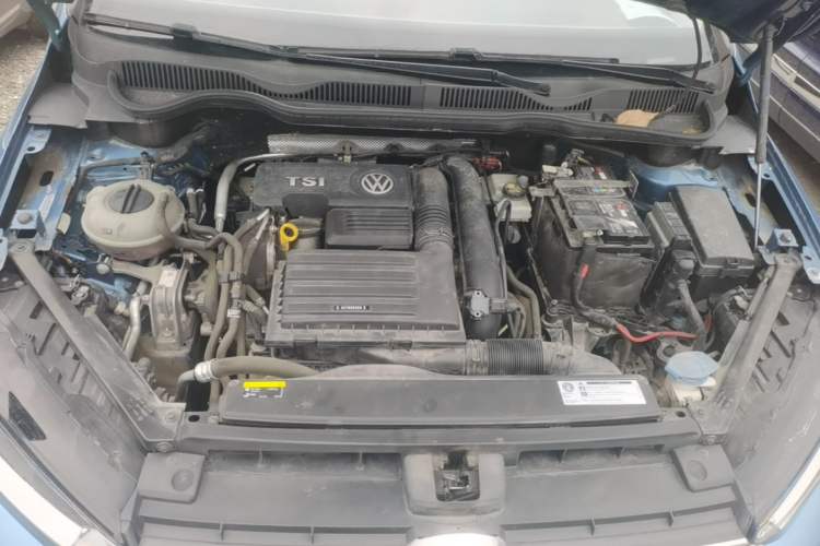Used Volkswagen Golf Sportsvan 2018 230TSI Manual Entry-Level Model Engine Bay