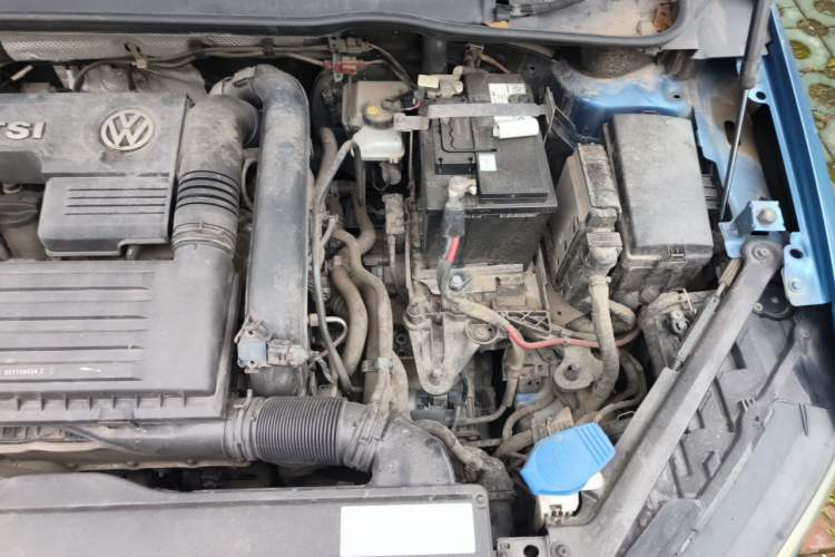 Used Volkswagen Golf Sportsvan 2018 230TSI Automatic Trend Edition Engine Bay Left