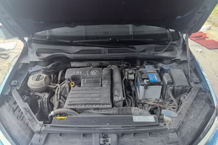 Used Volkswagen Golf Sportsvan 2018 230TSI Automatic Trend Edition Engine Bay