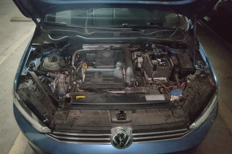 Used Volkswagen Golf Sportsvan 2018 280TSI Automatic Luxury Model Engine Bay