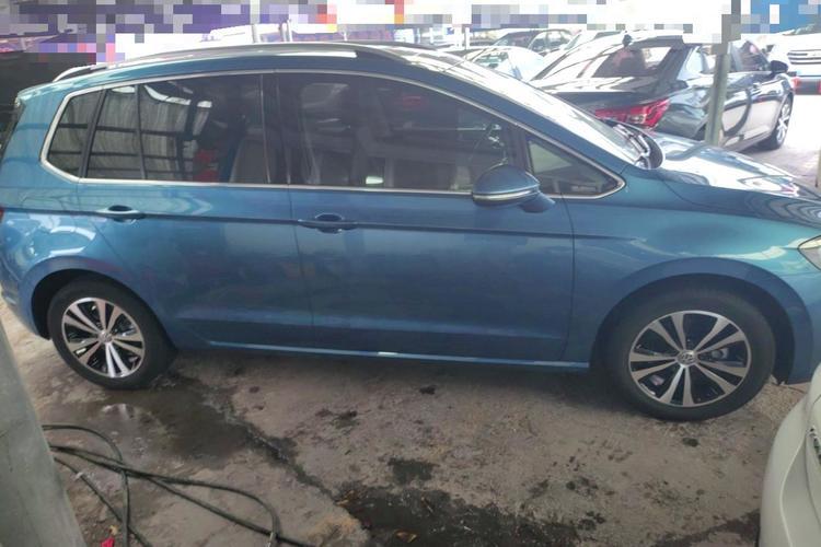 Used Volkswagen Golf Sportsvan 2018 230TSI Automatic Trend Edition Exterior 2