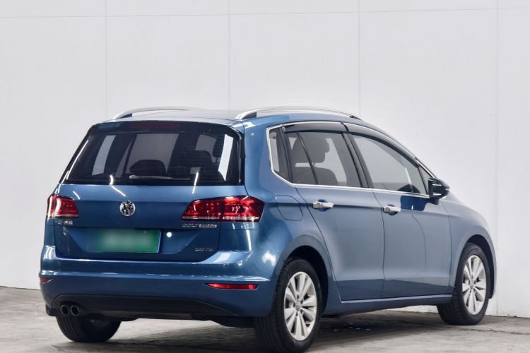 Used Volkswagen Golf Sportsvan 2018 230TSI Automatic Trend Edition Exterior 3