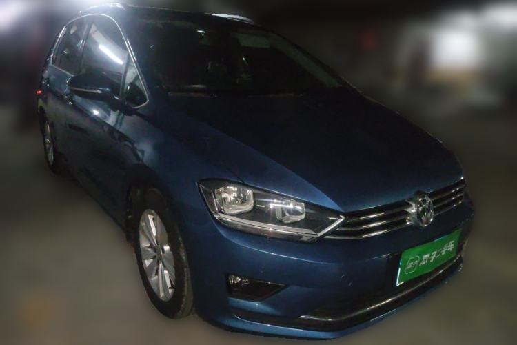 Used Volkswagen Golf Sportsvan 2018 230TSI Automatic Trend Edition Front Right 45 Deg