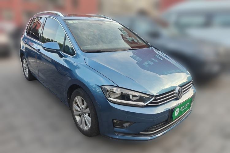 Used Volkswagen Golf Sportsvan 2018 230TSI Automatic Trend Edition Front Right 45 Deg