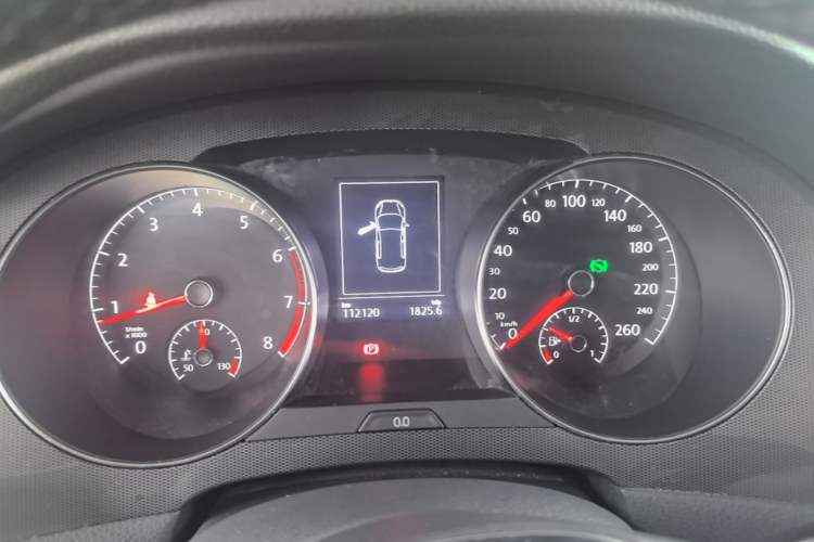 Used Volkswagen Golf Sportsvan 2018 230TSI Automatic Trend Edition Instrument Cluster
