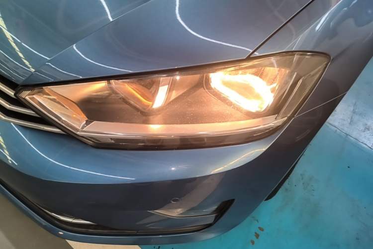 Used Volkswagen Golf Sportsvan 2018 230TSI Automatic Trend Edition Left Front Headlight