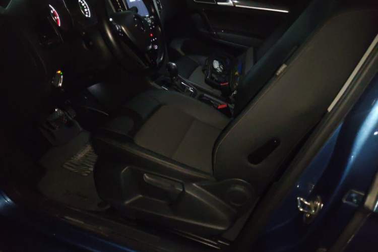 Used Volkswagen Golf Sportsvan 2018 230TSI Automatic Trend Edition Left Front Seat